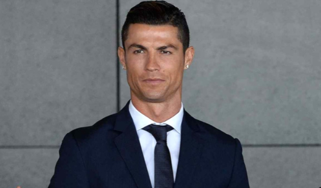 Ronaldo için akıllara kazınacak imza töreni!