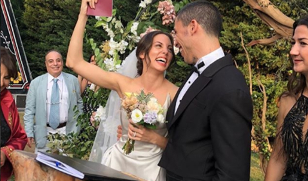 Can Bonomo ve Öykü Karayel evlendi...
