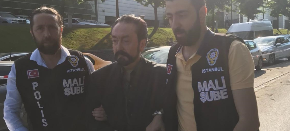 Adnan Oktar operasyonunda kan donduran suçlamalar!