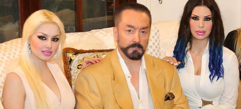 Oktar'ın 'fuhuş turnikesi' sapıklığı ortaya çıktı!