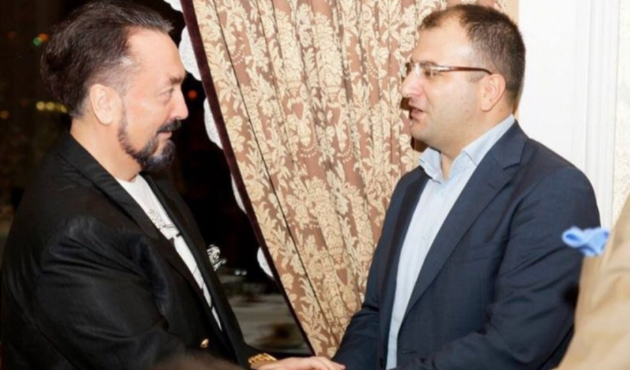 Adnan Oktar'dan Cem Küçük'e övgüler!
