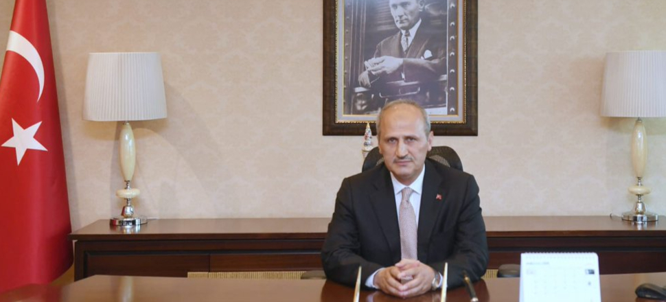 Bakan Turhan'dan 15 Temmuz mesajları!