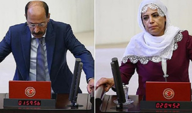 Eren'i şehit eden hainin cenazesine gittiler!