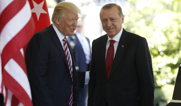 Erdoğan ile Trump arasında sürpriz görüşme!
