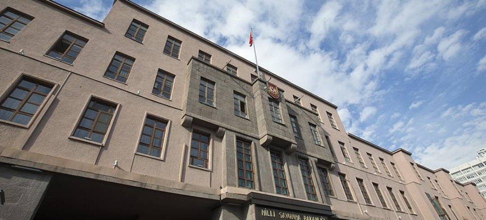 Üç askeri hakim meslekten ihraç edildi!