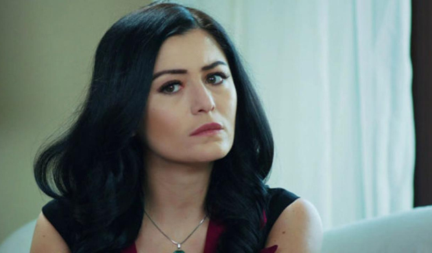 Deniz Çakır'dan, Mustafa Ceceli'ye 'küfürlü' gönderme!