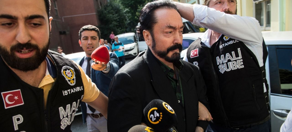 Adnan Oktar adliyeye sevk edildi!