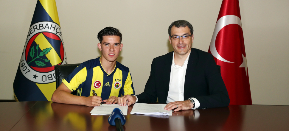 Fenerbahçe, transferi resmen açıkladı!