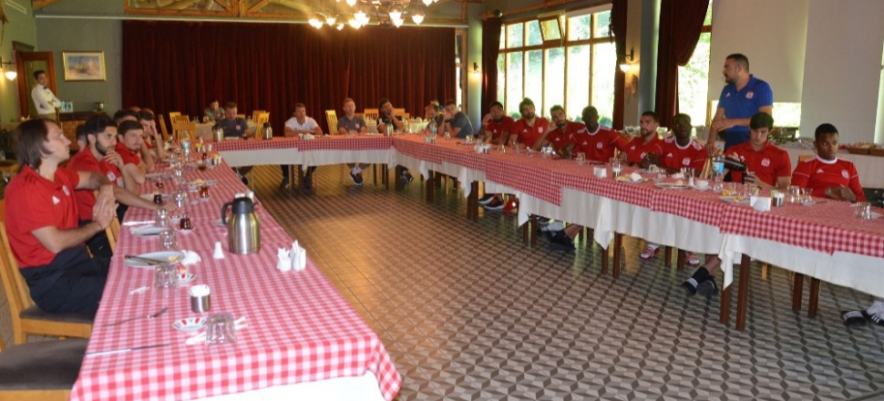 Sivasspor’da ’VAR’ eğitimi!