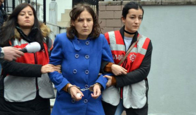 İşte bebeğini denize atan anneye istenen ceza!