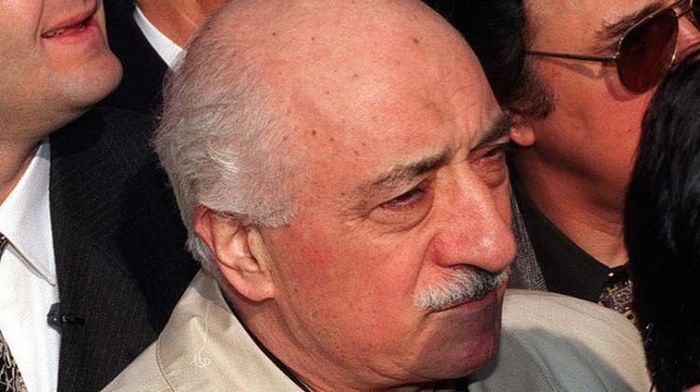 Tarihe geçecek skandal! FETÖ lideri Gülen'i 'Mehdi' ilan ettiler!