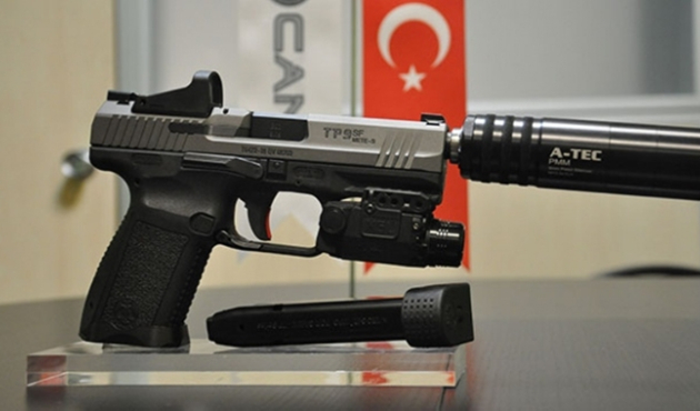 Filipin polisi Türk malı silah kullanacak...