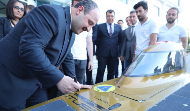 Bakan Varank'ı ziyaret edip sponsorluk istediler!