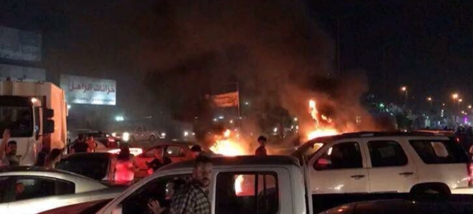 Eylemciler İran sınır kapısına giden yolu kapattı!