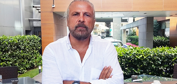 Sabah gazetesi FETÖ'cü ilan etti! SuperHaber yazarı Mete Yarar'a 4 koldan saldırı