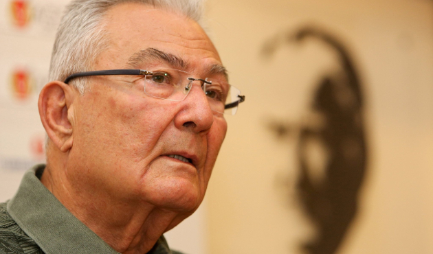 Deniz Baykal, CHP'deki kurultay tartışmalarını yorumladı!
