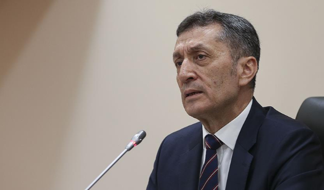Milli Eğitim Bakanı Selçuk'tan öğrenci ve öğretmenlere müjde!