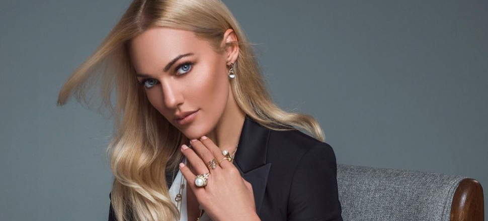 Meryem Uzerli'nin yeni tarzı yine beğenilmedi!