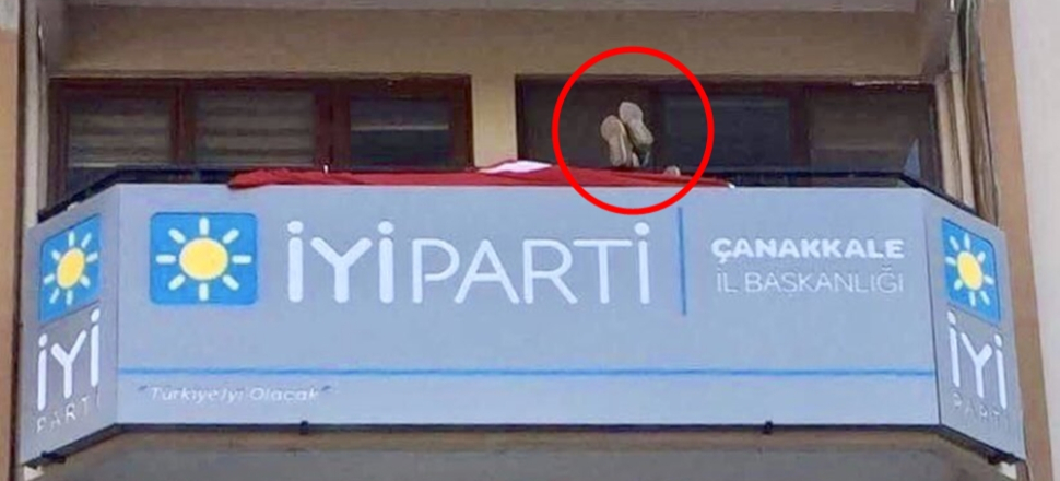 İYİ Parti çalışanı bayrağımızı ayaklar altına aldı