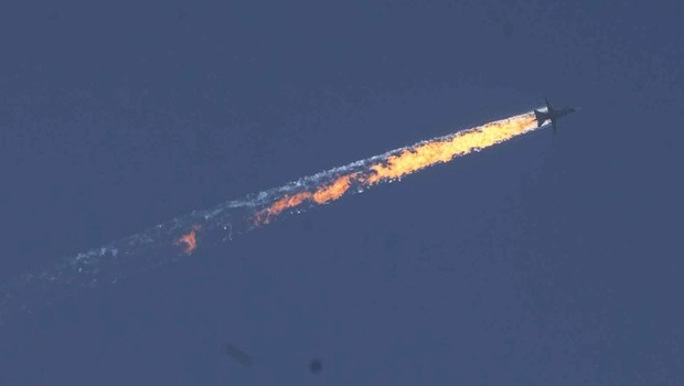 Flaş gelişme: Rus uçağını düşüren pilotlar tutuklandı!