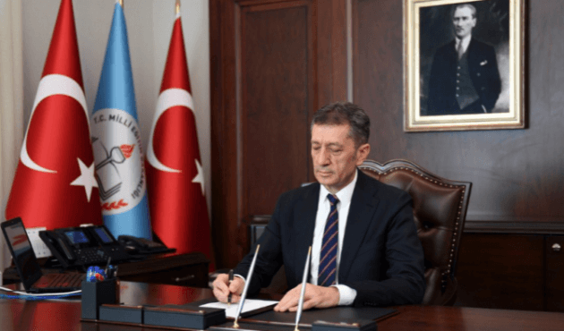 Milli Eğitim Bakanı'na atamaları "ertele" çağrısı!