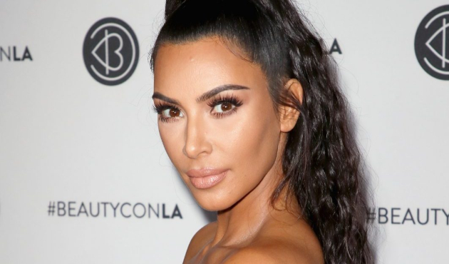 Kim Kardashian giydi, görenler kurdeşen döktü!