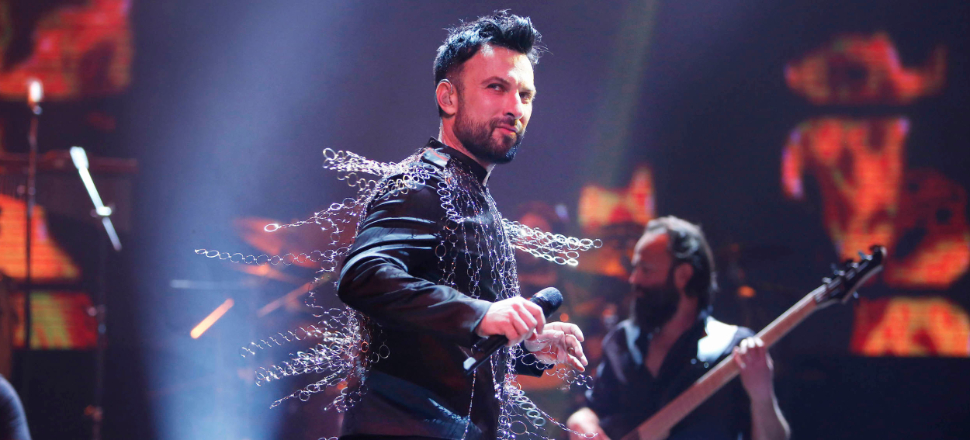 Tarkan hız kesmeden sahnelere dönüyor!
