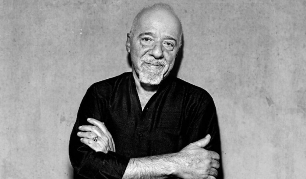 Paulo Coelho'dan Mesut Özil paylaşımı!