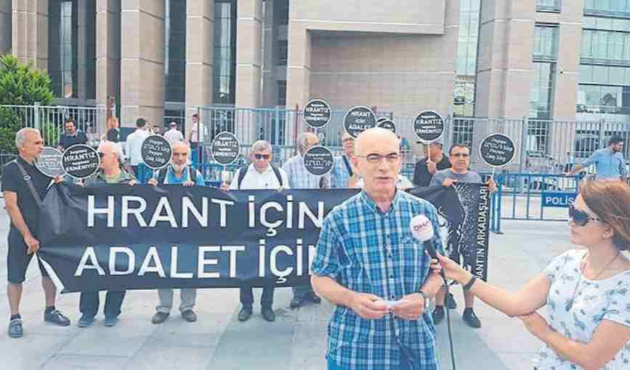 Yere düşmek üzere olan bir pankartın hazin hikayesi...