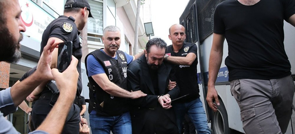 Adnan Oktar'ın ilk ziyaretçileri o isimler oldu!