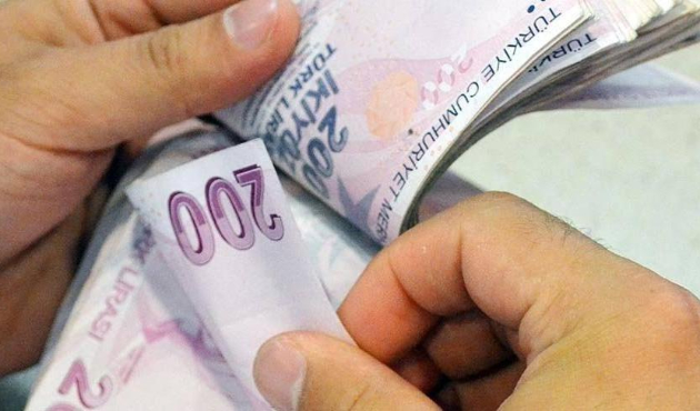 Emeklilerin fark ücretleri bugün yatıyor!