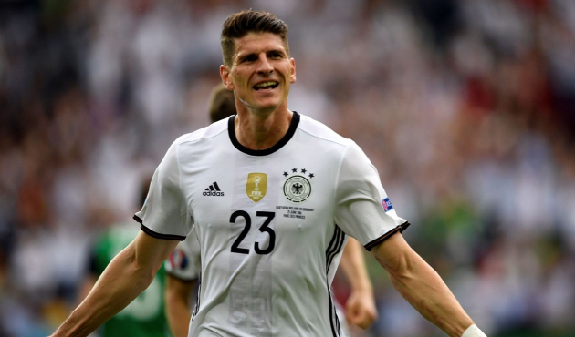 Göztepe'den Mario Gomez'e art arda iki teklif!