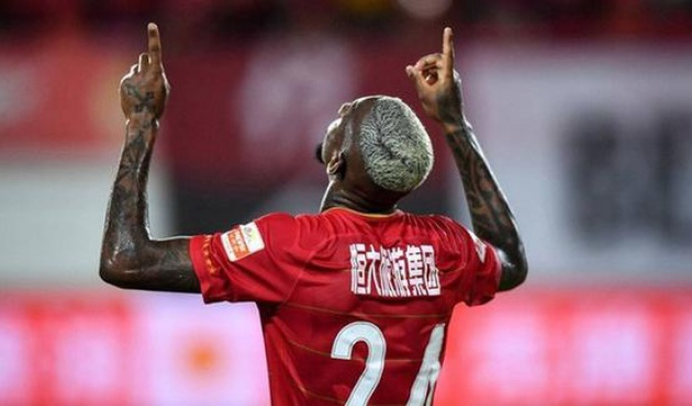 Talisca, Çin'de kalmaya karar verdi!