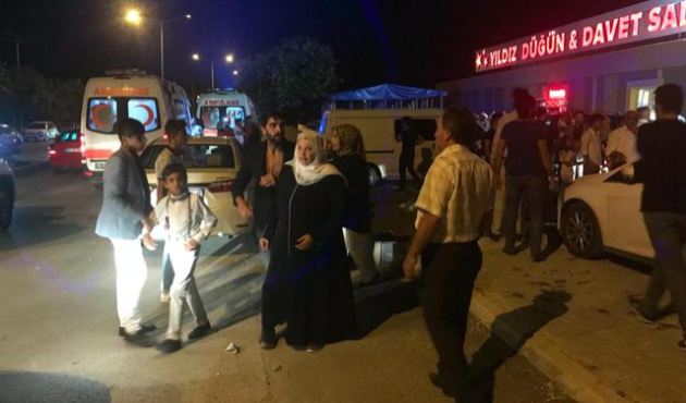 Düğünde 'misafirlerle ilgilenmedin' kavgası!