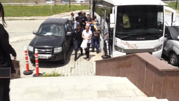 Kars’ta büyük tutuklama