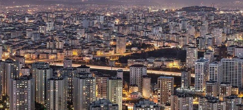 İstanbul'da olası deprem 100 bin binayı yıkacak!