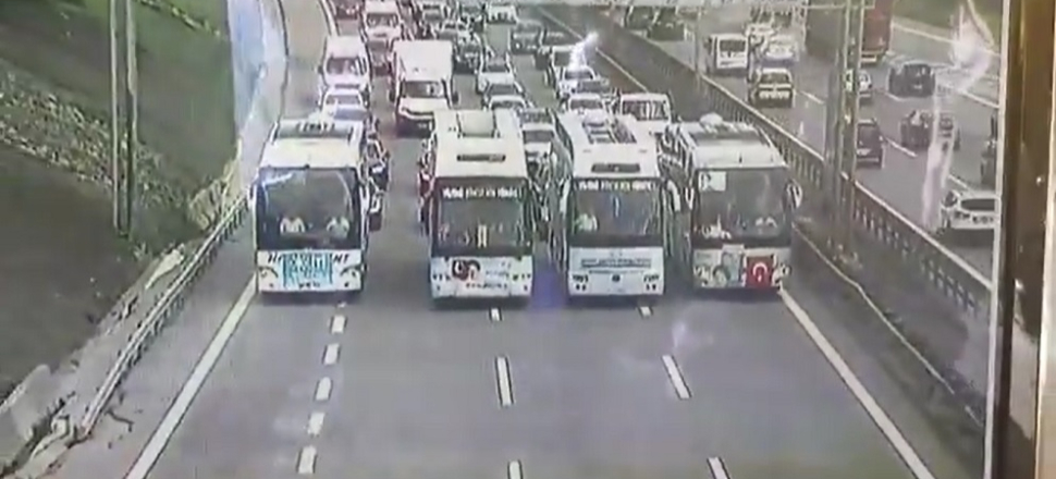 İYİ Parti konvoyu İstanbul'da!