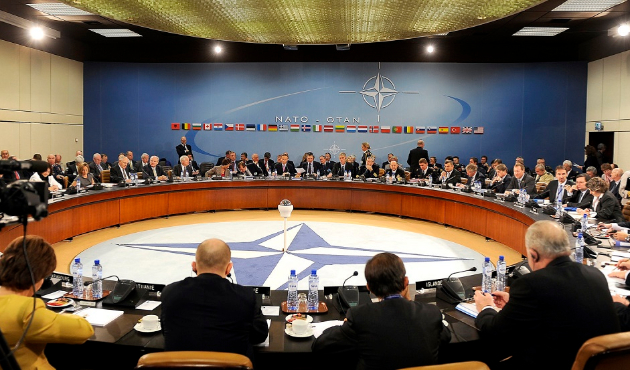 NATO ve AB'ye girmek için isim değiştiriyorlar!
