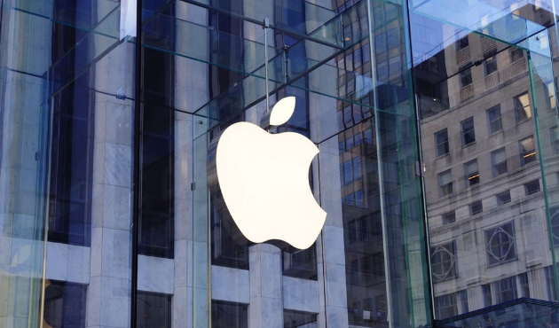 Apple tarihi rekora koşuyor...