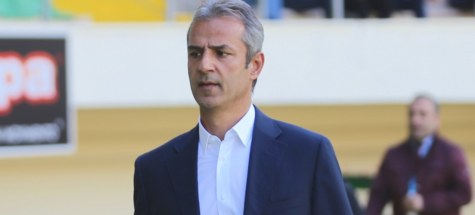 ''Şu anda ligde en iyi kadroya Fenerbahçe sahip''