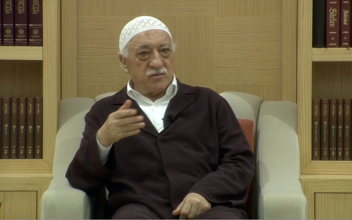 FETÖ'nün gözbebeği koleje kayyum atandı