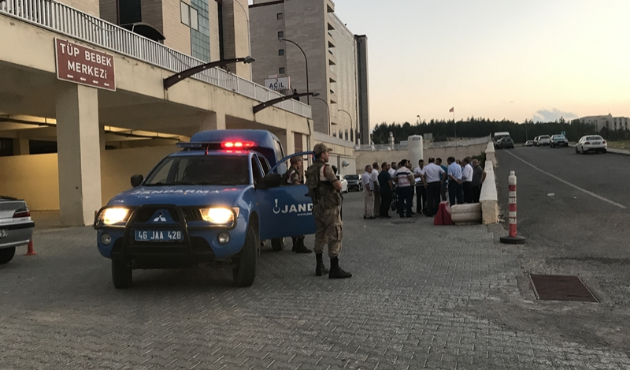 Mühendisler metrelerce yükseklikten düştü: 1 ölü..