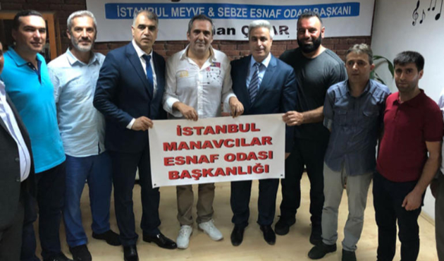 Yavuz Bingöl gönül almak için manavlarla buluştu!
