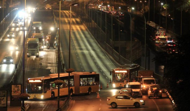 Haliç Köprüsü trafiğe kapatıldı!
