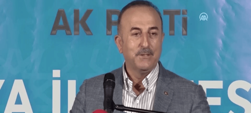 "Türk milleti tehdide boyun eğmez"