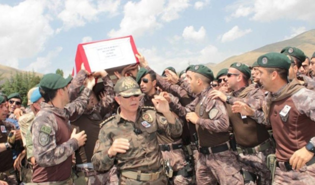 Arkadaşlarını böyle uğurladılar!