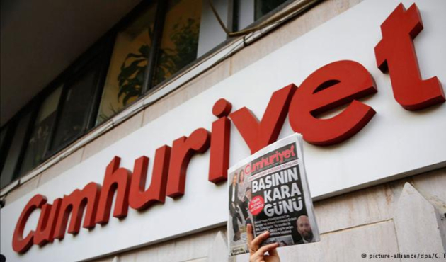 Cumhuriyet gazetesinden skandal başlık!