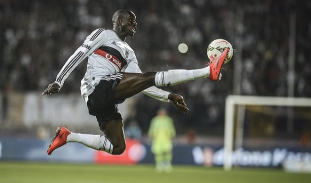 Beşiktaş'tan Demba Ba'ya destek!