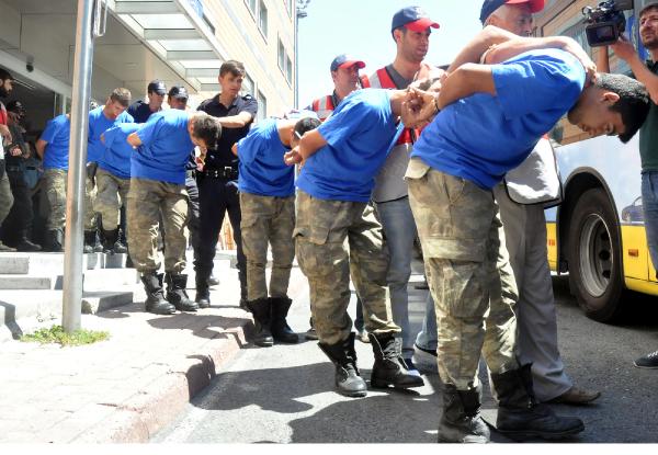 Bakan Bozdağ FETÖ'cü cuntacıların yargılanacağı yeri açıkladı!