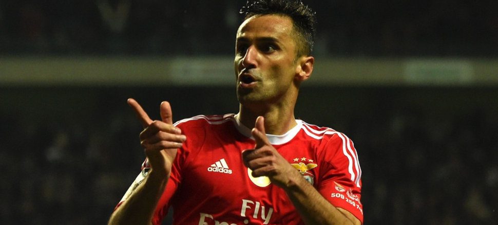 Maça saatler kala Benfica'dan flaş karar!